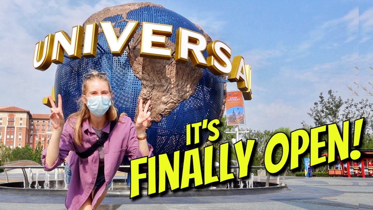 Eating my way through UNIVERSAL STUDIOS BEIJING!