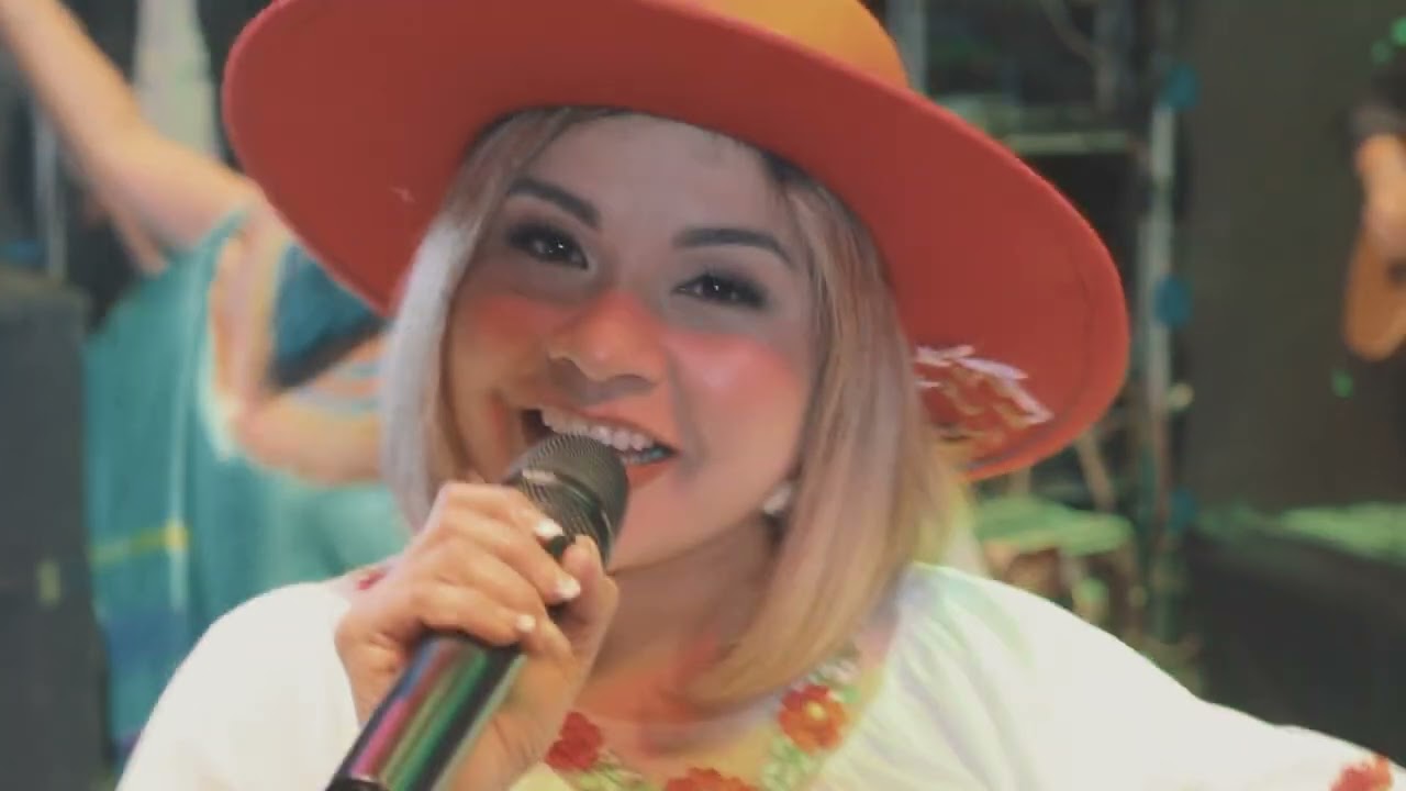 MARIA NELIDA EN VIVO - CUÑATAI (atico)