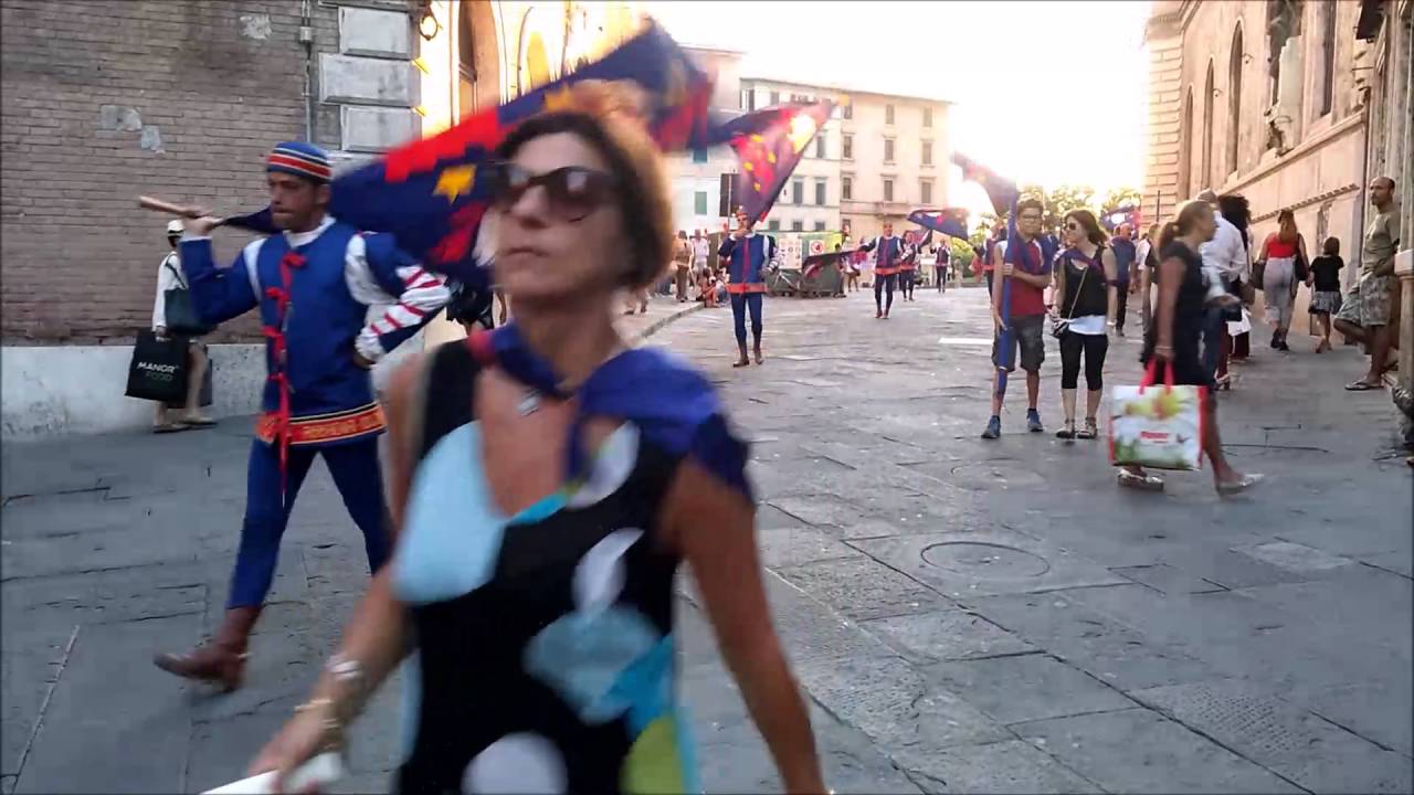 il rientro della Contrada del Nicchio 2016
