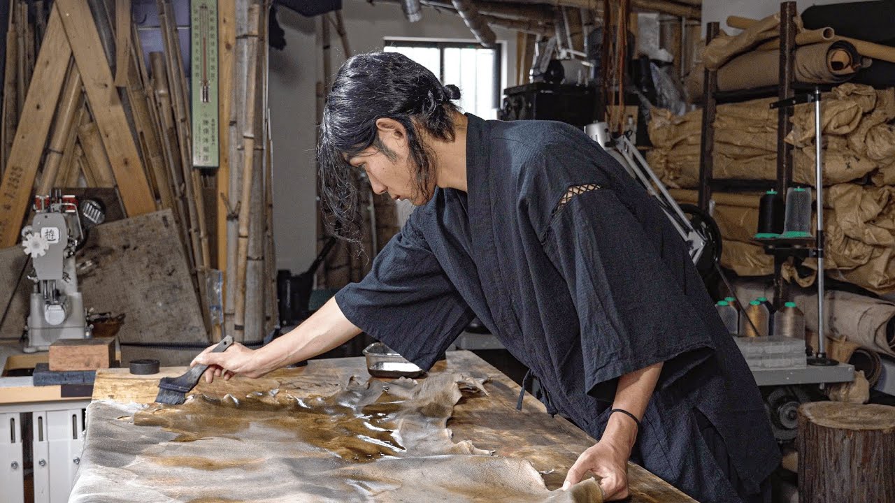 Traditional Japanese techniques revived in leather | The craftsman's process