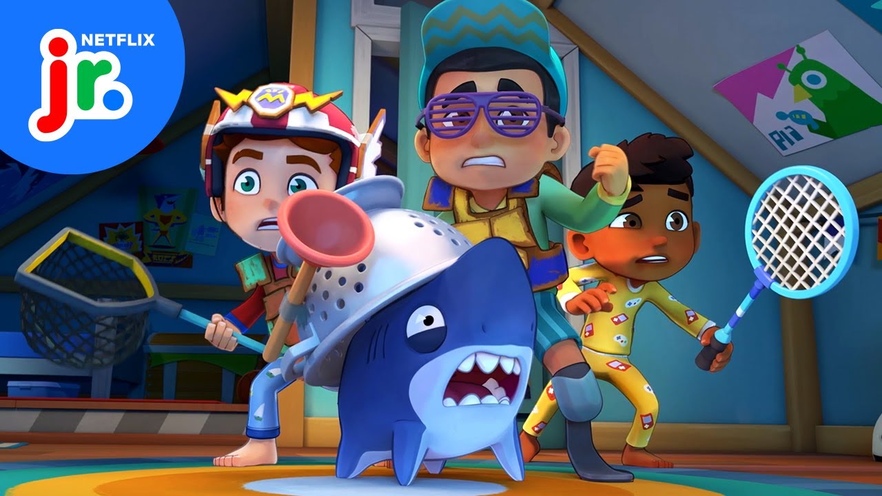 Sharkdog's Spookiest Showdowns! 🤖🦈 Compilation | Sharkdog | Netflix Jr