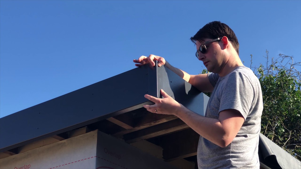 Building My Garden Office: Part 8 - Fascias, Rubber Roof, Window and Door, Trench
