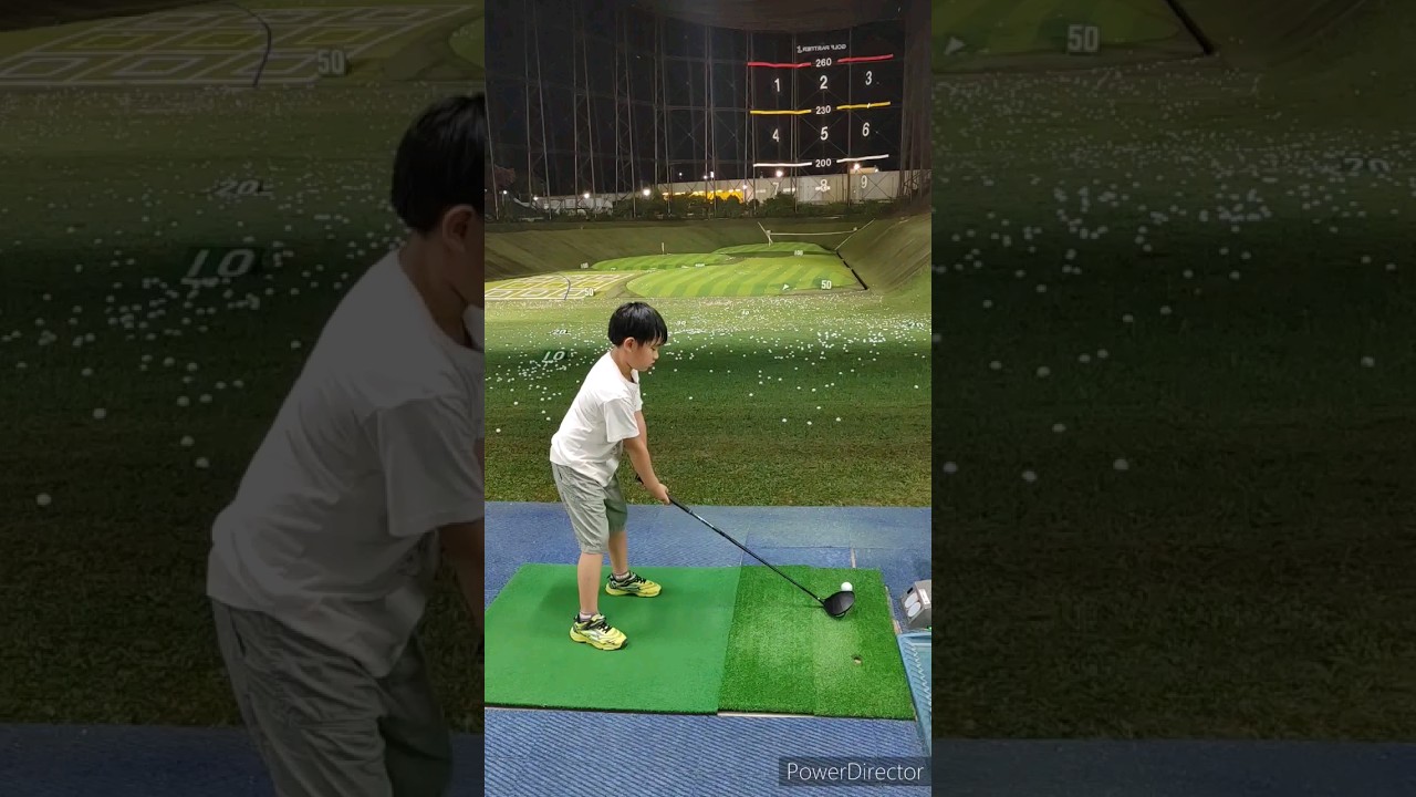 7 years old beginner golfer driver swing⛳ 