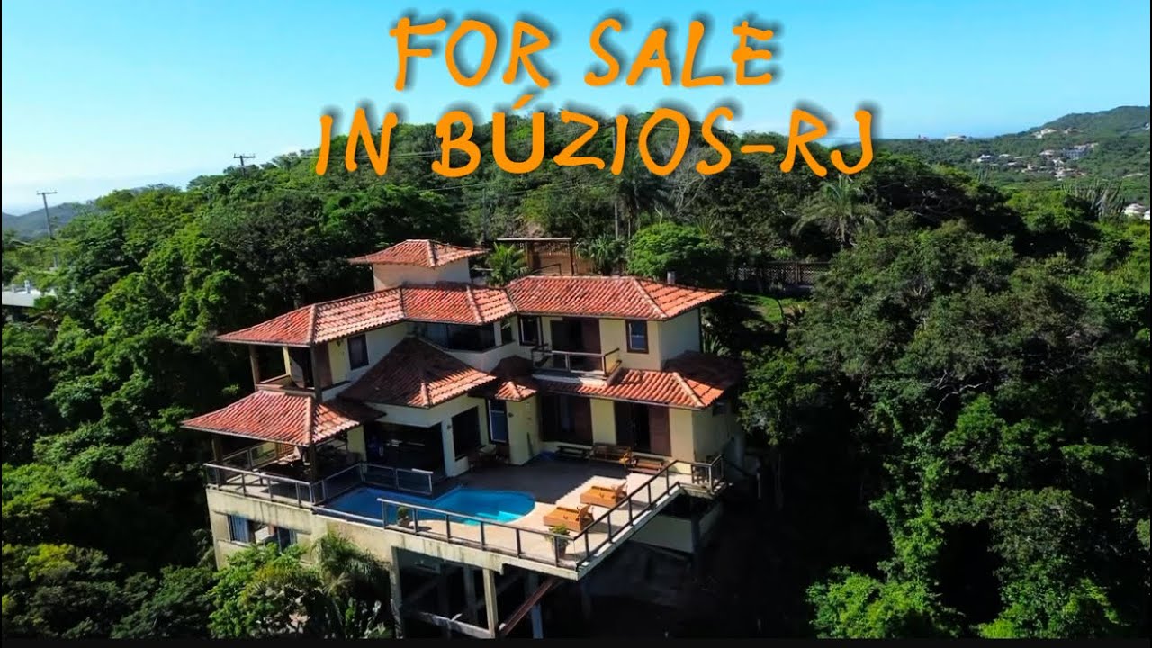 CASA À VENDA NA FERRADURA EM ARMAÇÃO DOS BÚZIOS-RJ. 