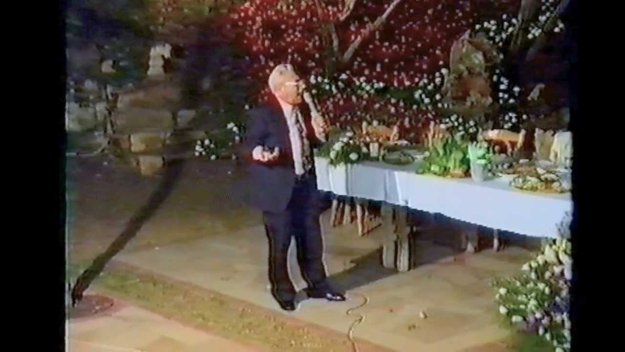 جورج ابو انطون في زفاف ابنته نجوى 1998