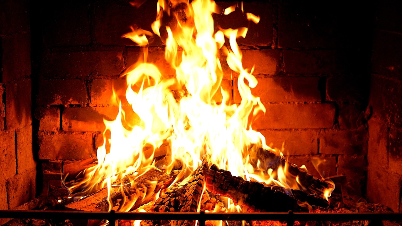🔥 Fireplace 4K UHD! Fireplace with Crackling Fire Sounds. Fireplace Ambience