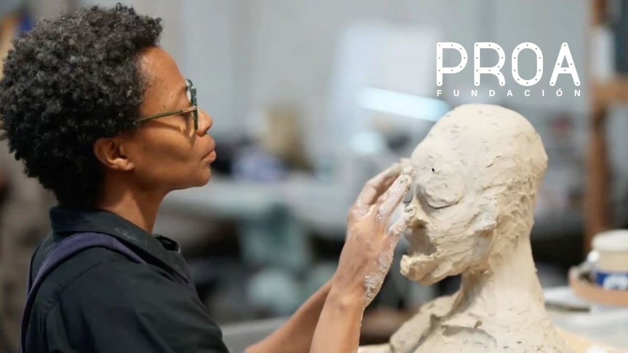 CLASE A DISTANCIA: KARA WALKER: LA HISTORIA EN ESCENA