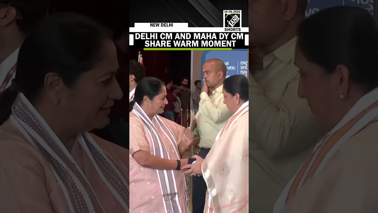 Delhi CM Rekha Gupta, Maharashtra Deputy CM Sunetra Pawar Share Light Moment