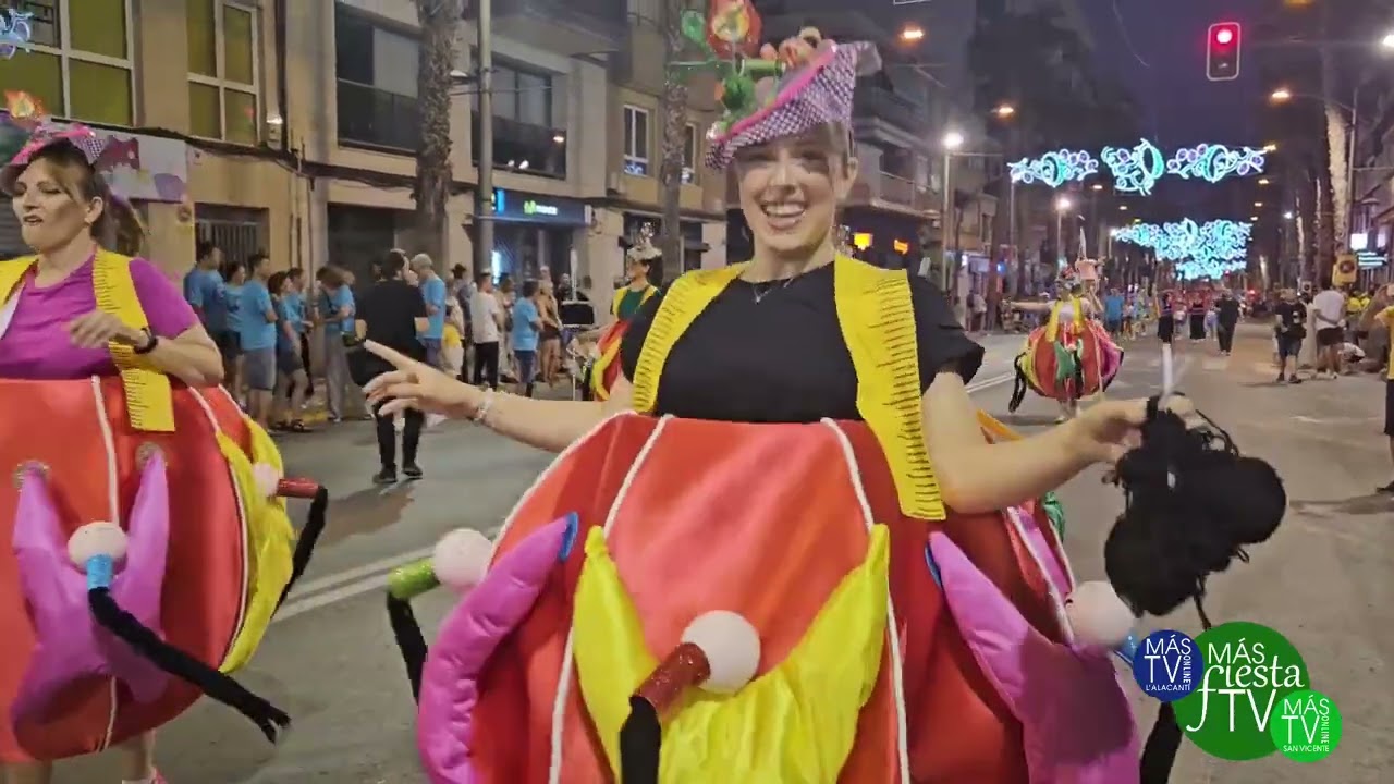 DESFILE DEL NINOT 2024- Fiestas de Hogueras y Barracas de San Vicente del Raspeig
