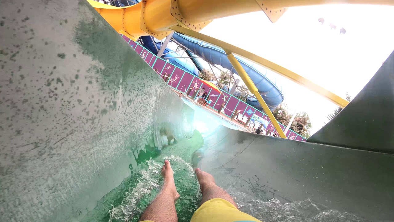 Walk About Waters (Green Body Slide) - Aquatica Water Park