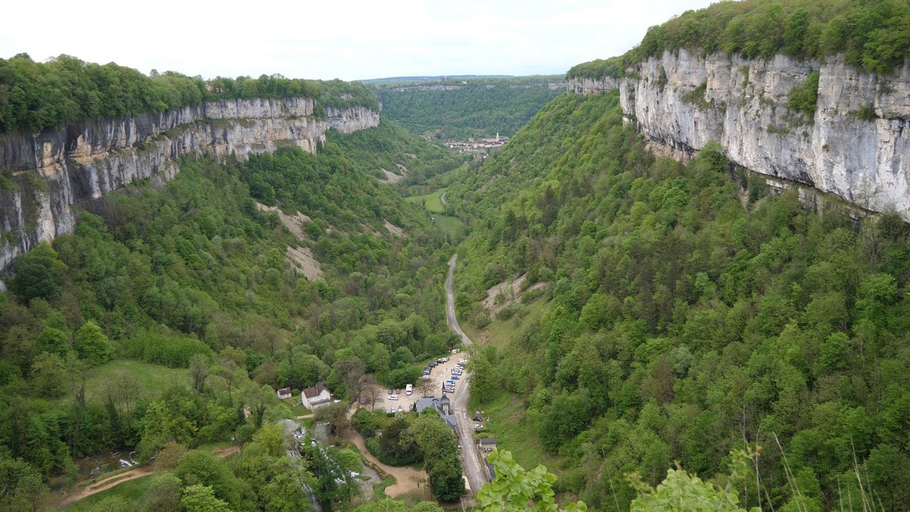 Baume-les-Messieurs (Jura)