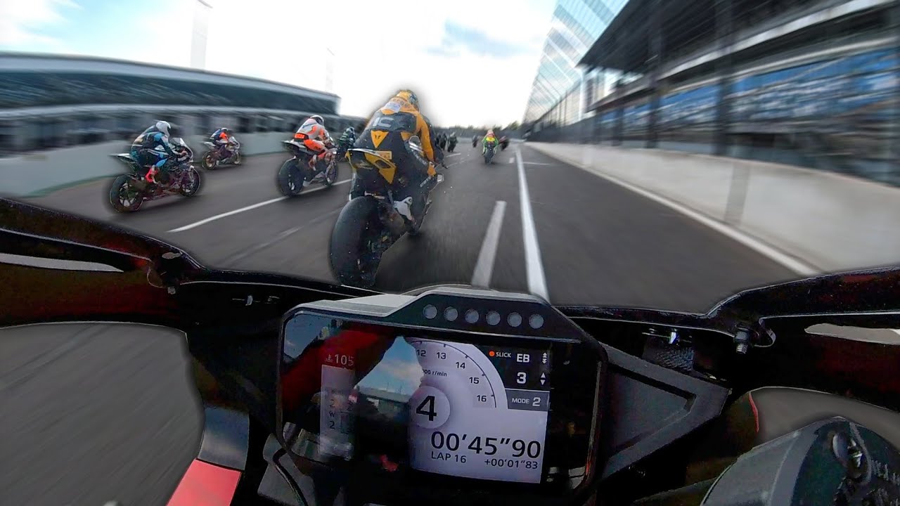 My first race in a professional championship 🤯 Lausitzring