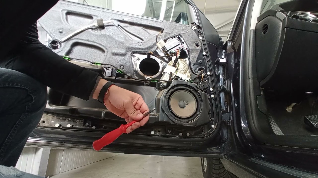Installing New Ground Zero Speakers Audi A6 (4F,C6) 2004-2011