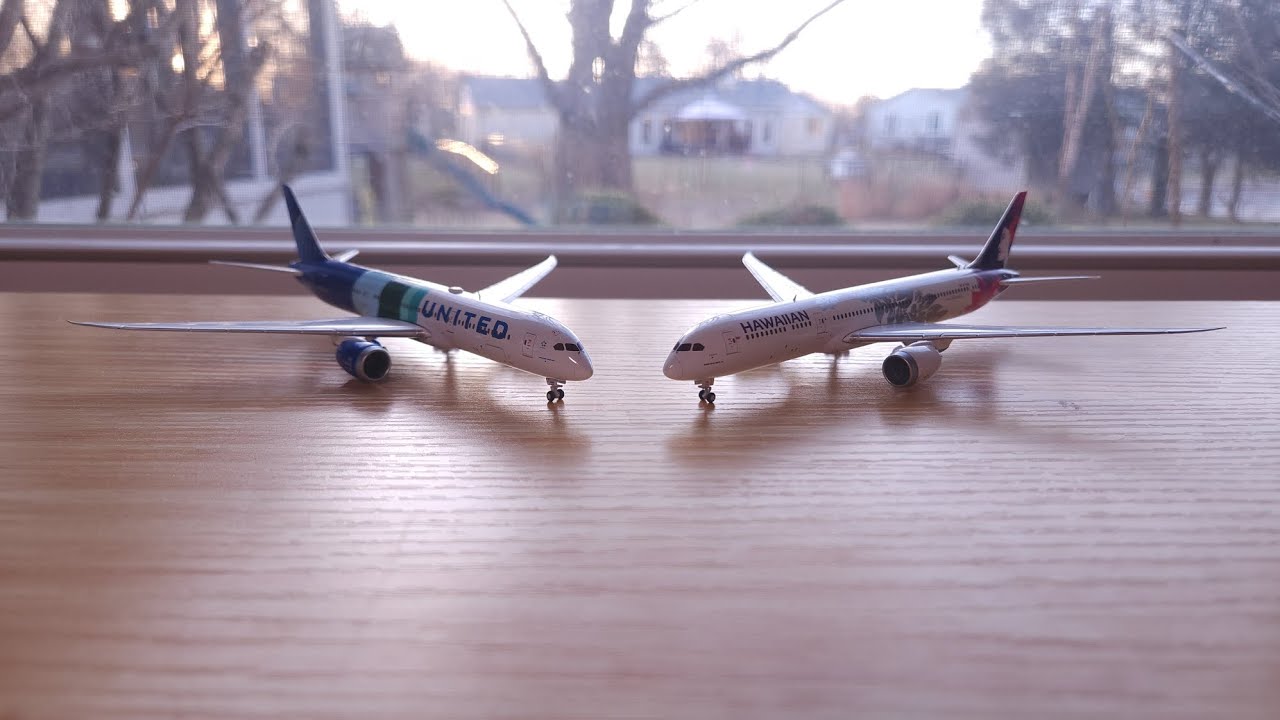 United SAF 787 9 & Hawaiian Airlines 787 9 Unboxing