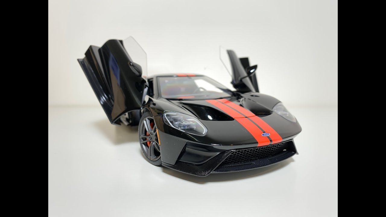 1/18 AUTOart Ford GT 2017 72945