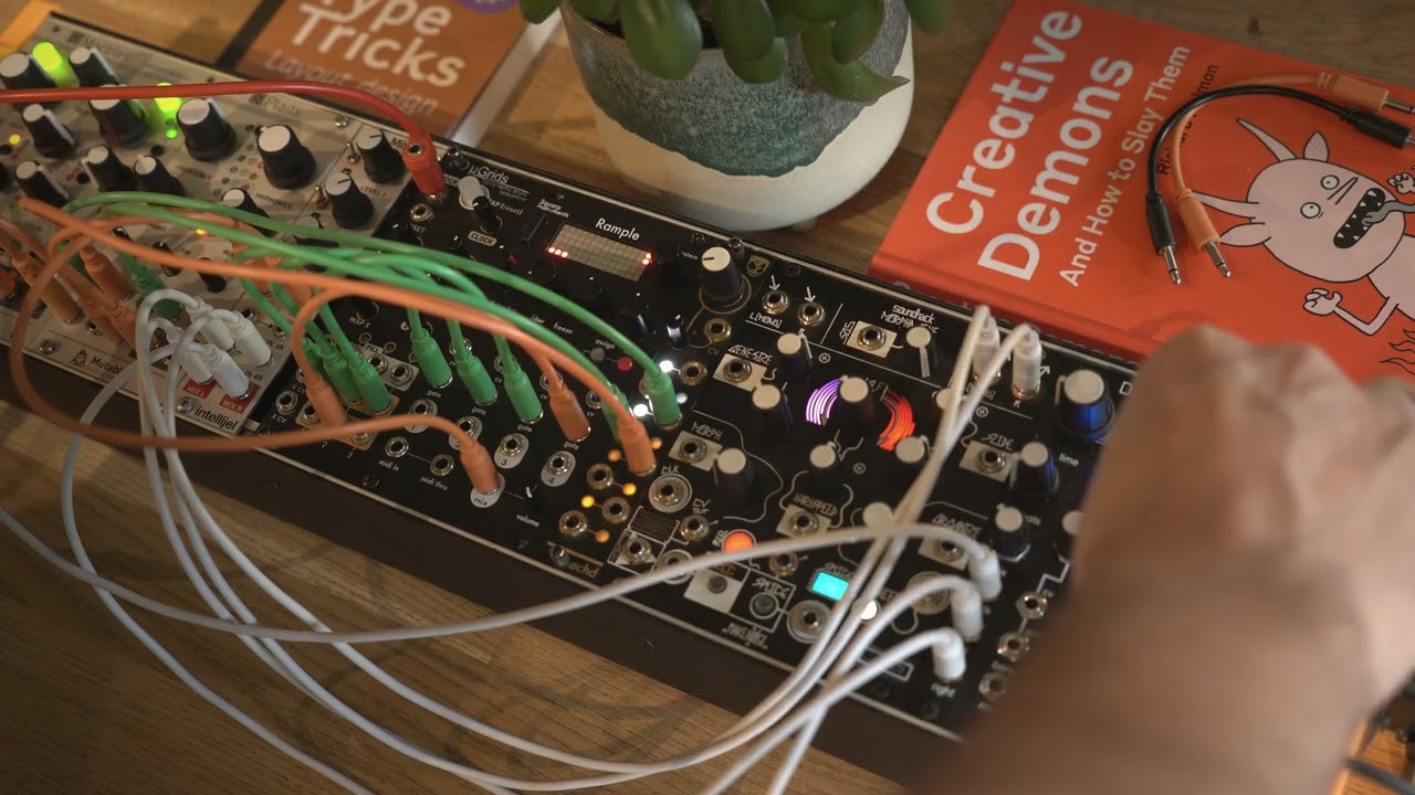 AUTOMATIC DIPLOMATIC // Modular Synth Jam with Squarp Rample, Morphagene and Data Bender