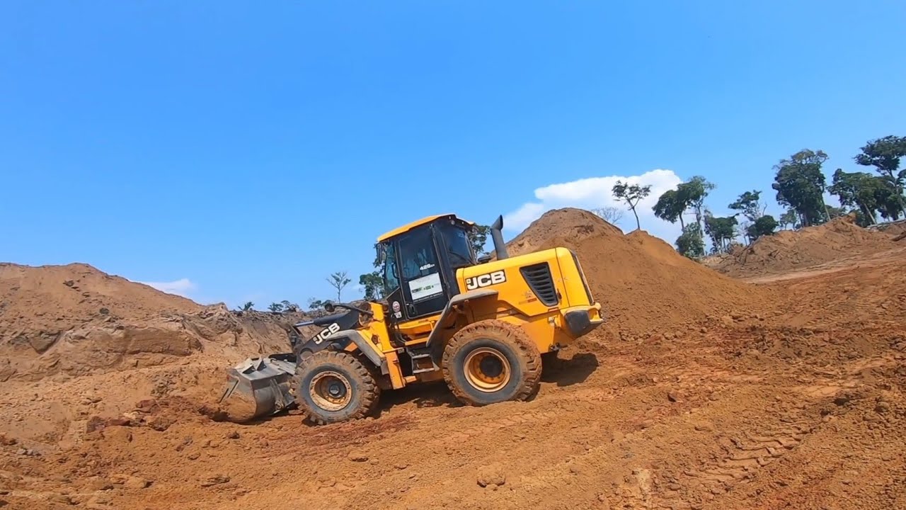 ATERRANDO PRA PODE TRABALHAR NO CARREGAMENTO 