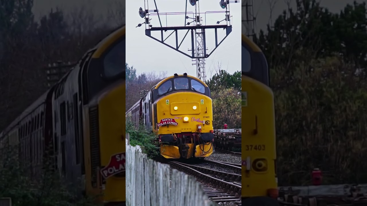 37403 Horn #trainhorn #trains #trainspotting #dieselengine #britishrail #class37 #boness #christmas