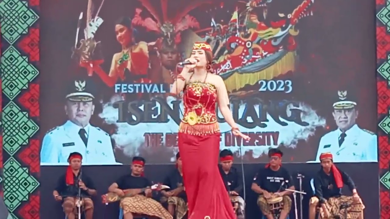 JUARA I KARUNGUT PUTRI FISTIVAL ISEN MULANG 2023