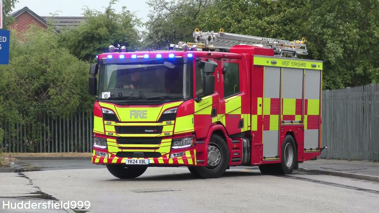 Pontefract's pump fulling the pump up with water with lights on 