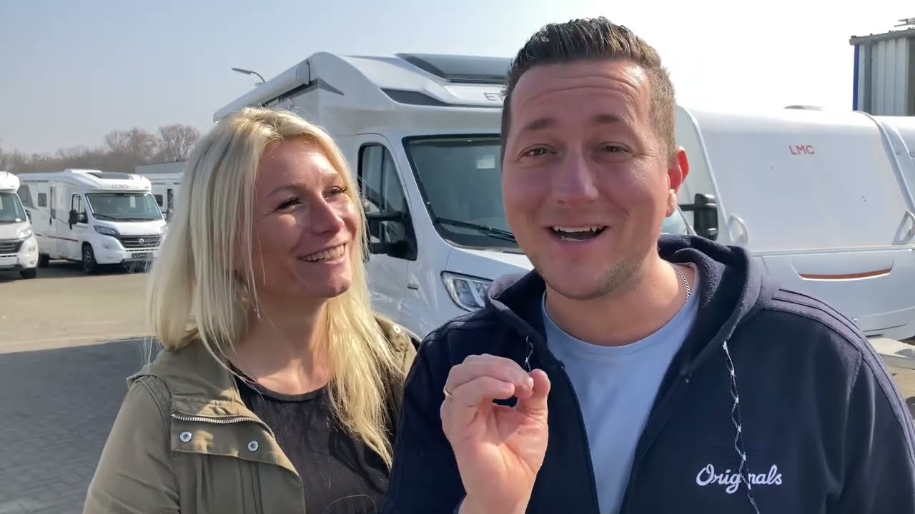 Du kannst unser Wohnmobil Etrusco T 7400 SB kaufen | Fiat Ducato 8 Automatik 22 Modell