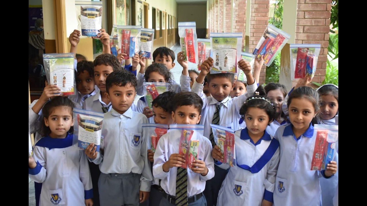 FREE DENTAL CAMP | Sarwar Foundation School&College Pir-Mahal|Free Check-ups,Toothpaste&Toothbrushes
