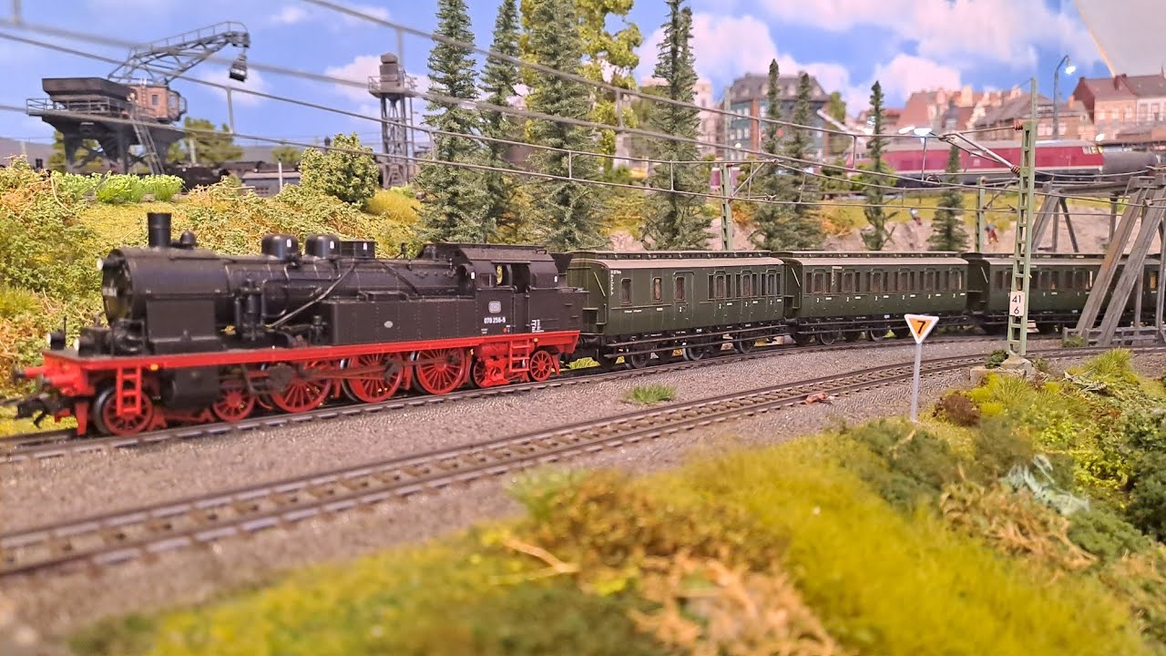 Die Baureihe 78 der Deutschen Bundesbahn mit preußischen Abteilwagen