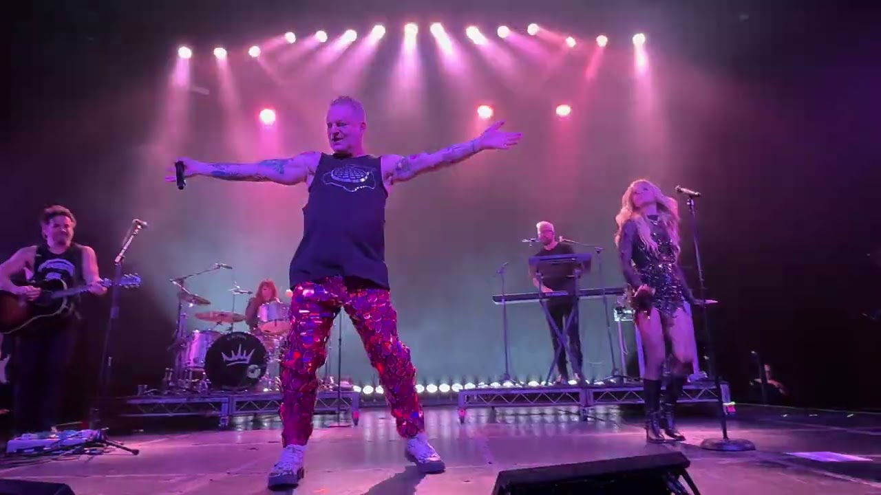 Andy Bell- Victim of love - Ten Crowns tour live in Los Angeles- 12/12/2025