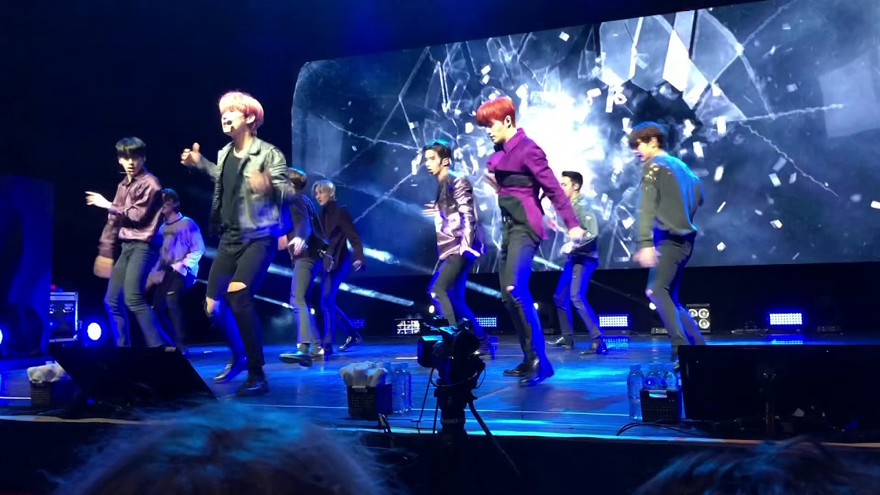 SF9 in Paris Unlimited tour 09 May 2019
