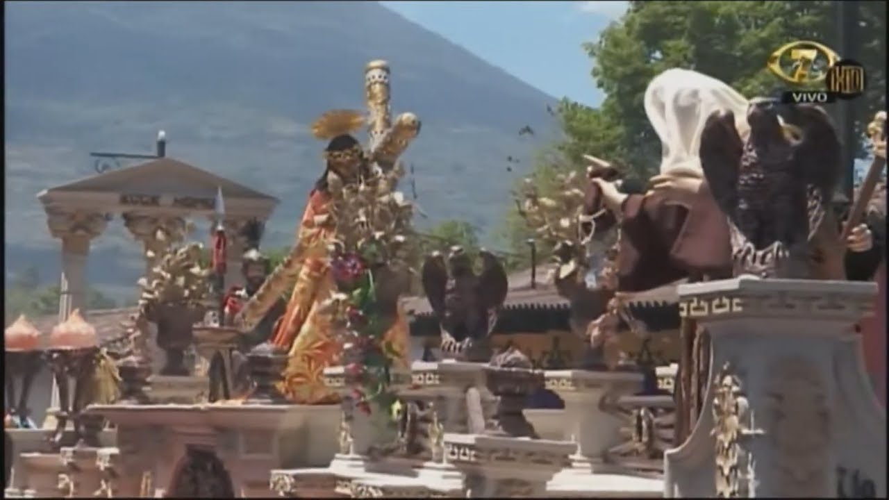 Canal 7 Procesión JESÚS DE LA HUMILDAD Jueves Santo Templo de San Cristobal el Bajo Antigua Guatemal