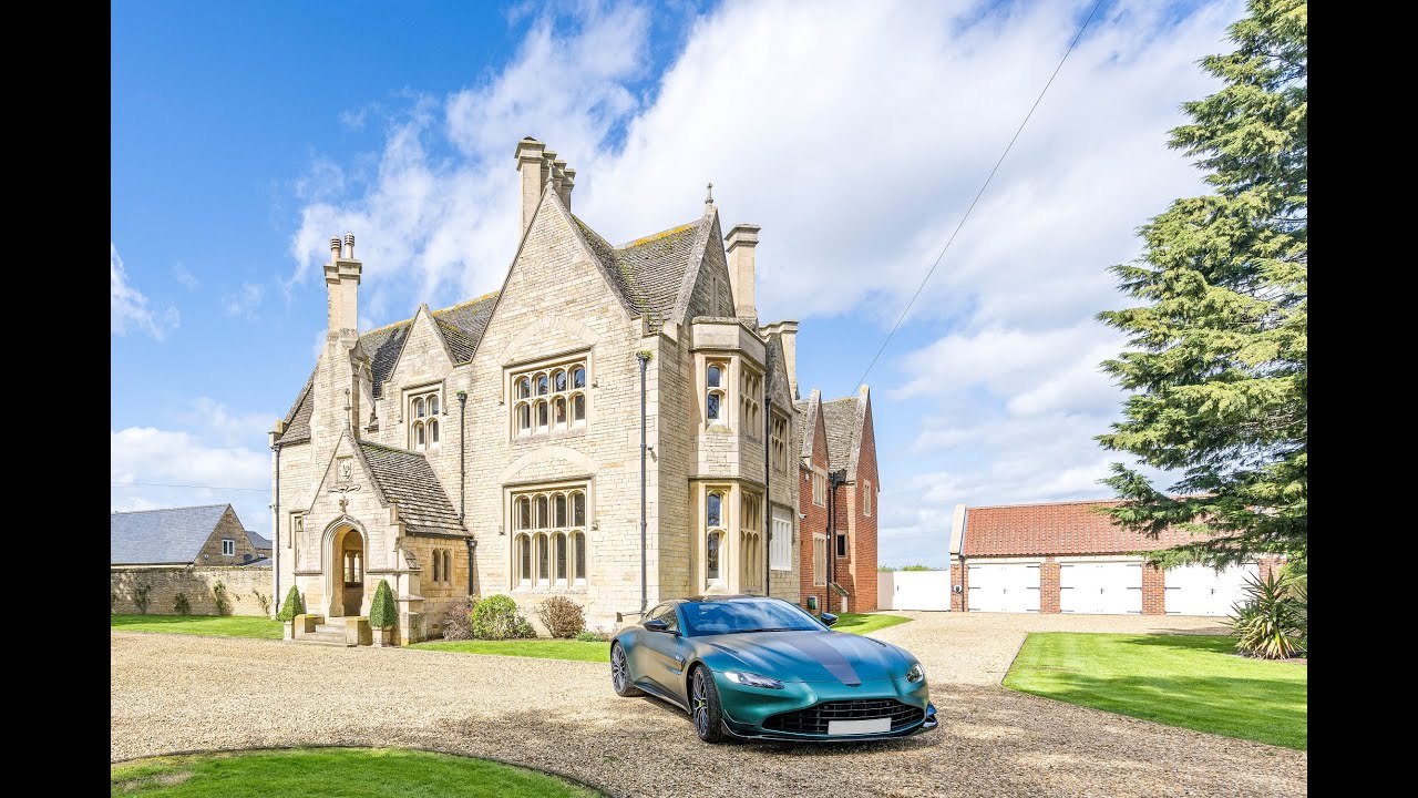 A magnificent Grade II listed Victorian Residence close to Stamford and Peterborough