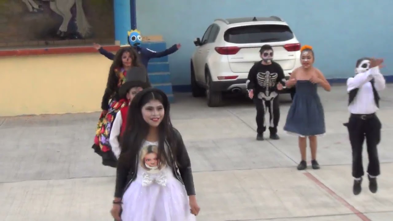 La llorona loca - Dia de muertos 2022 (3° y 4° grado)