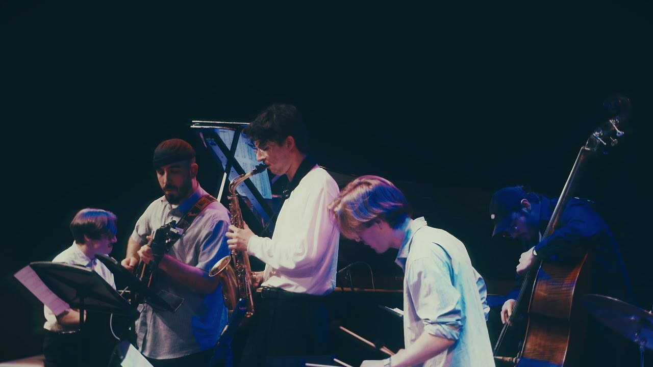 Matti Klessascheck Sextet - The Sun