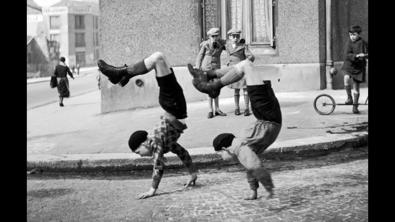 Pour me rendre à mon bureau (Paroles et musique de Jean Boyer  - 1945)