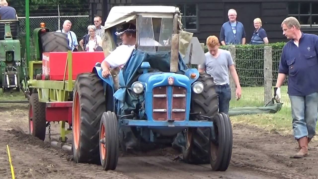 OUDE TRACTOREN EN LANDBOUWWERKTUIGEN -ELLERT & BRAMMERT