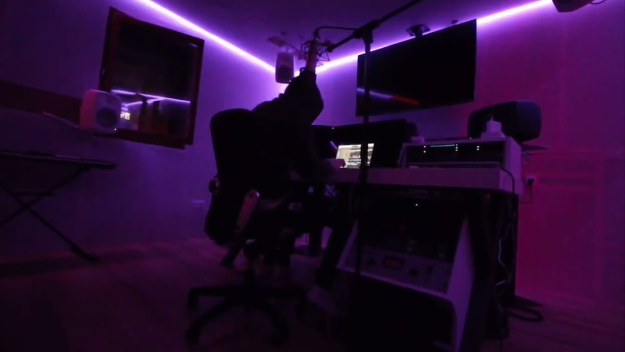 YEAT IN THE STUDIO MAKING “NVR AGAIN” (FULL SESSION)