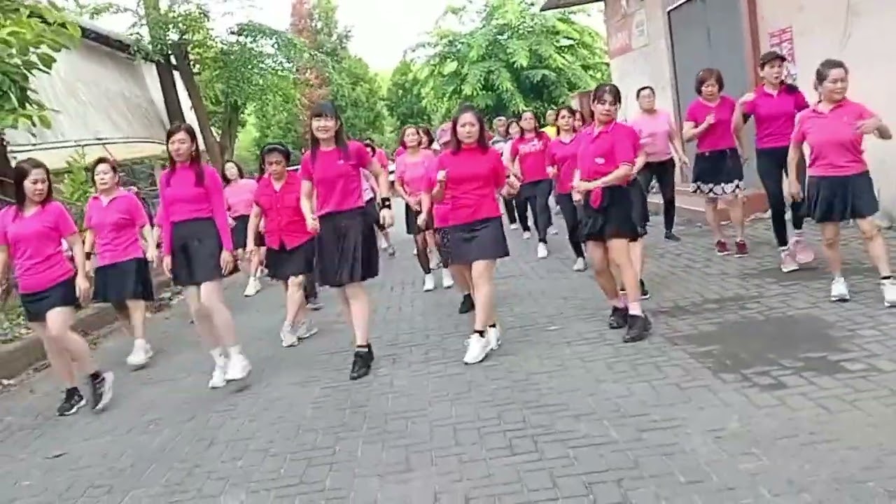 @HENG, Senam Line Dance B-Happy Asia Mega Mas
