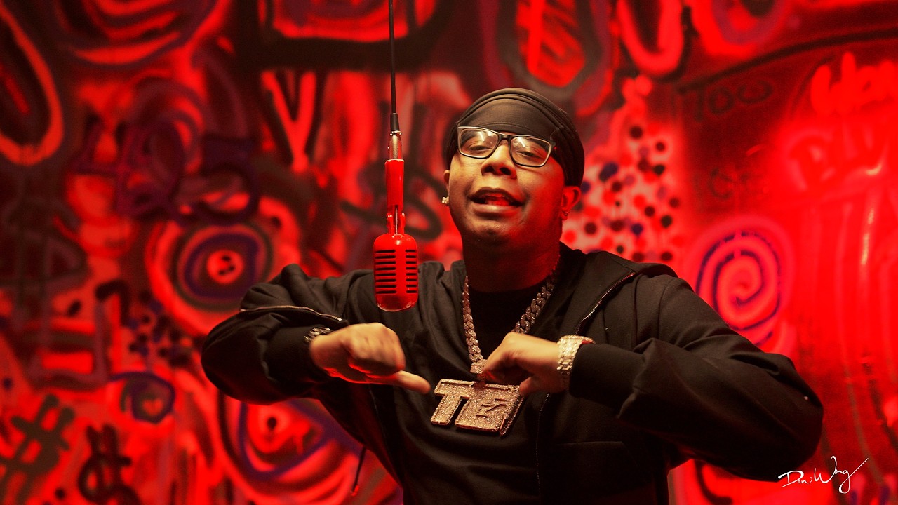VonOff1700 - BiggiePac || The Red Mic District Performance || Shot by Don Wong Films