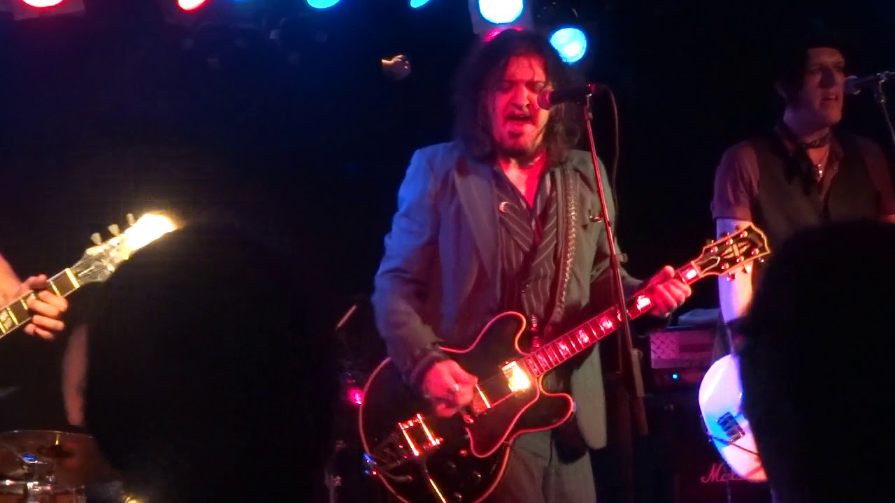 Tyla's Dogs D'amour - Billy Two Rivers - Razzmatazz 3