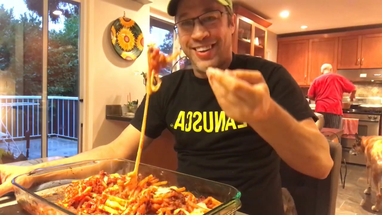 Mukbang/Italian poutine