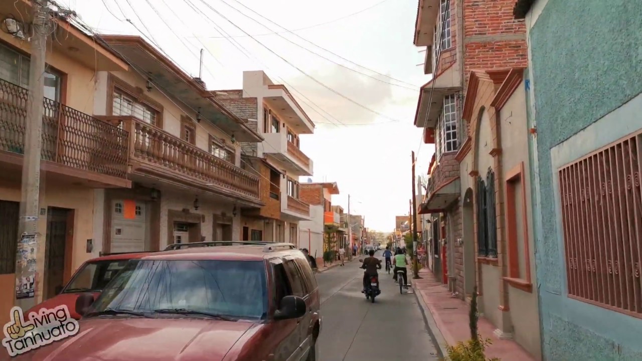 Tanhuato / Recorriendo sus Calles