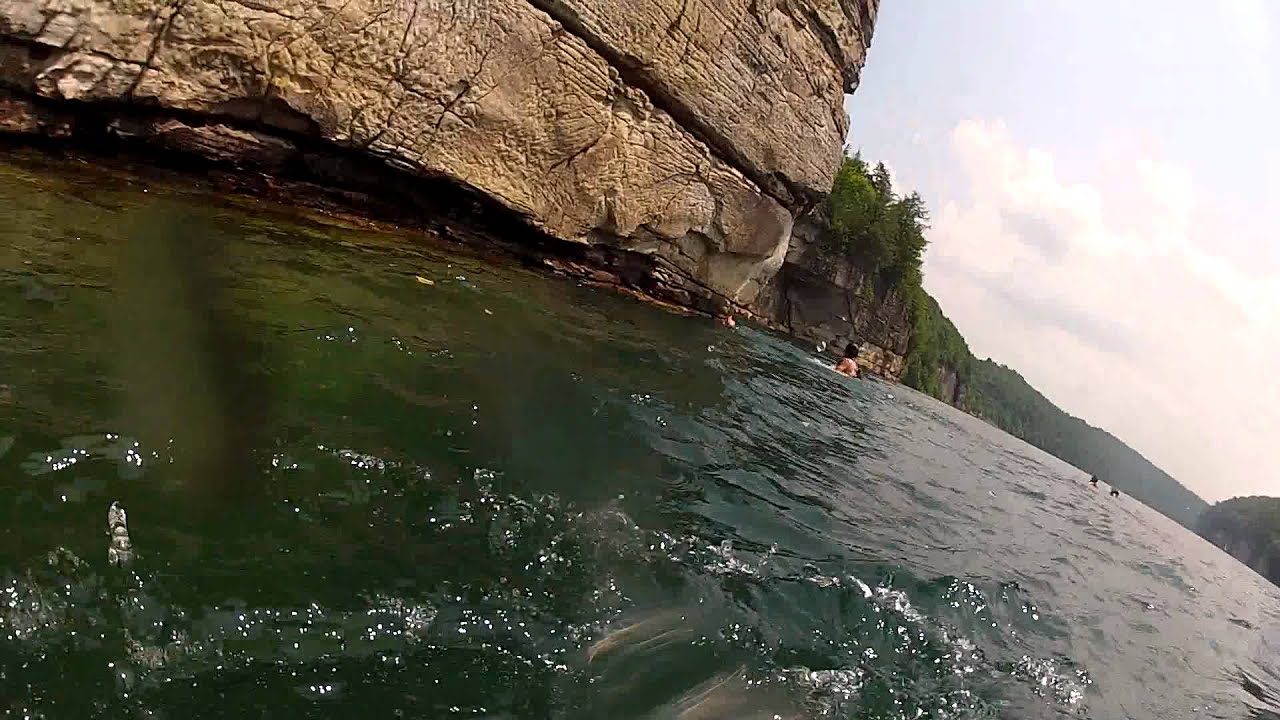 Cliff jumping Summersville Lake, WV