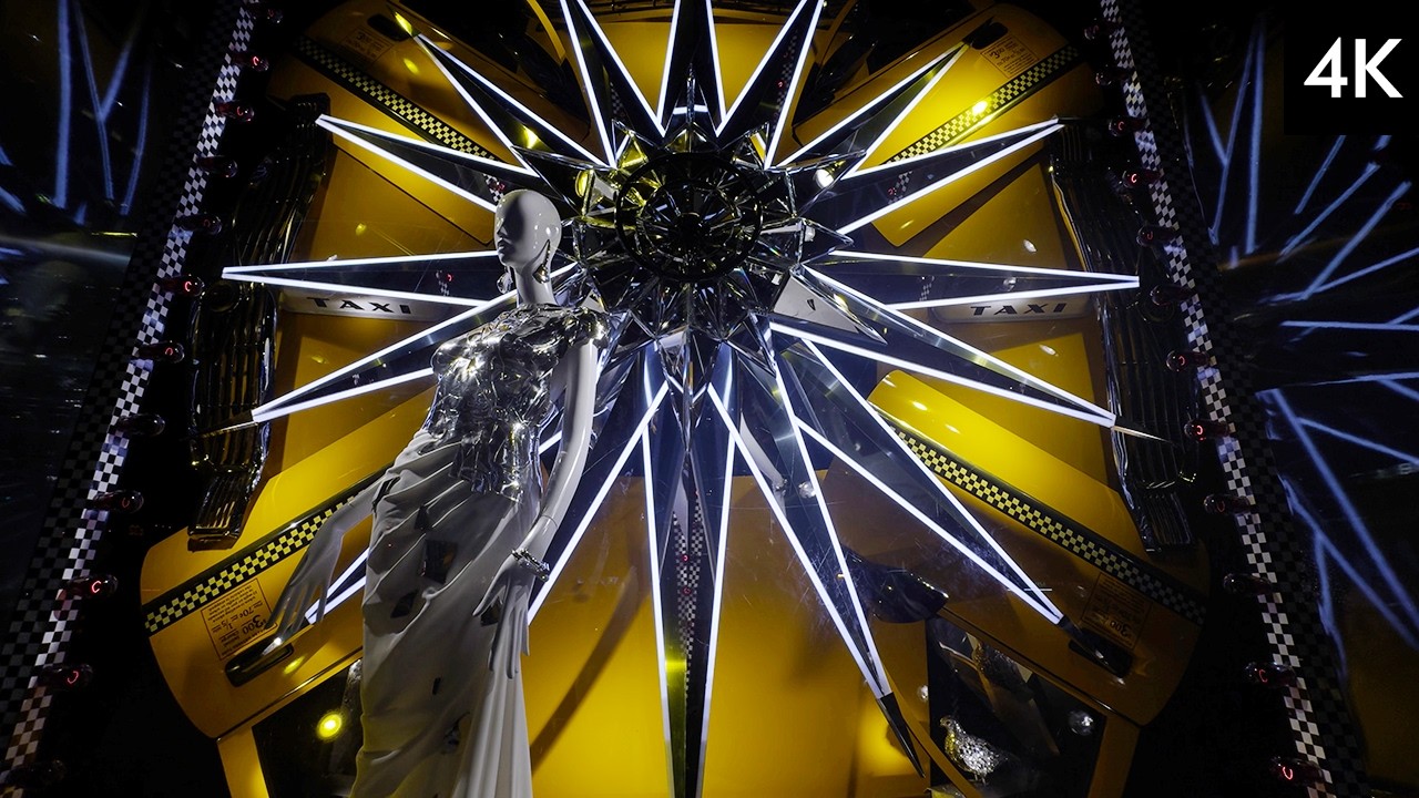 A Fifth Avenue Christmas - Holiday Decorations Walking Tour