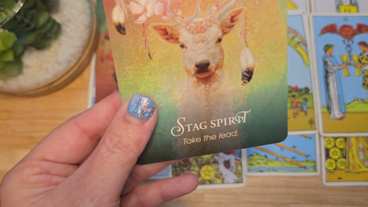 Expect a message from your person ! #tarot #love #soulmate #lawofassumption #healing 