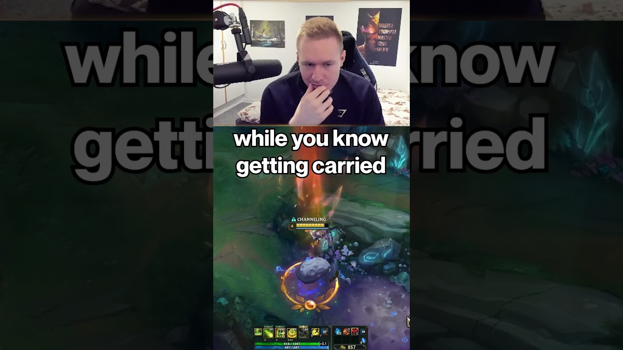 Everyone wants to be the main character in solo queue 😤