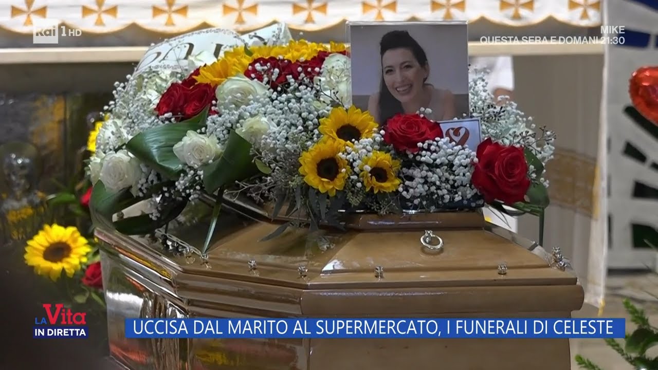 Uccisa dal marito al supermercato, i funerali di Celeste Palmieri - La Vita in Diretta 21/10/2024