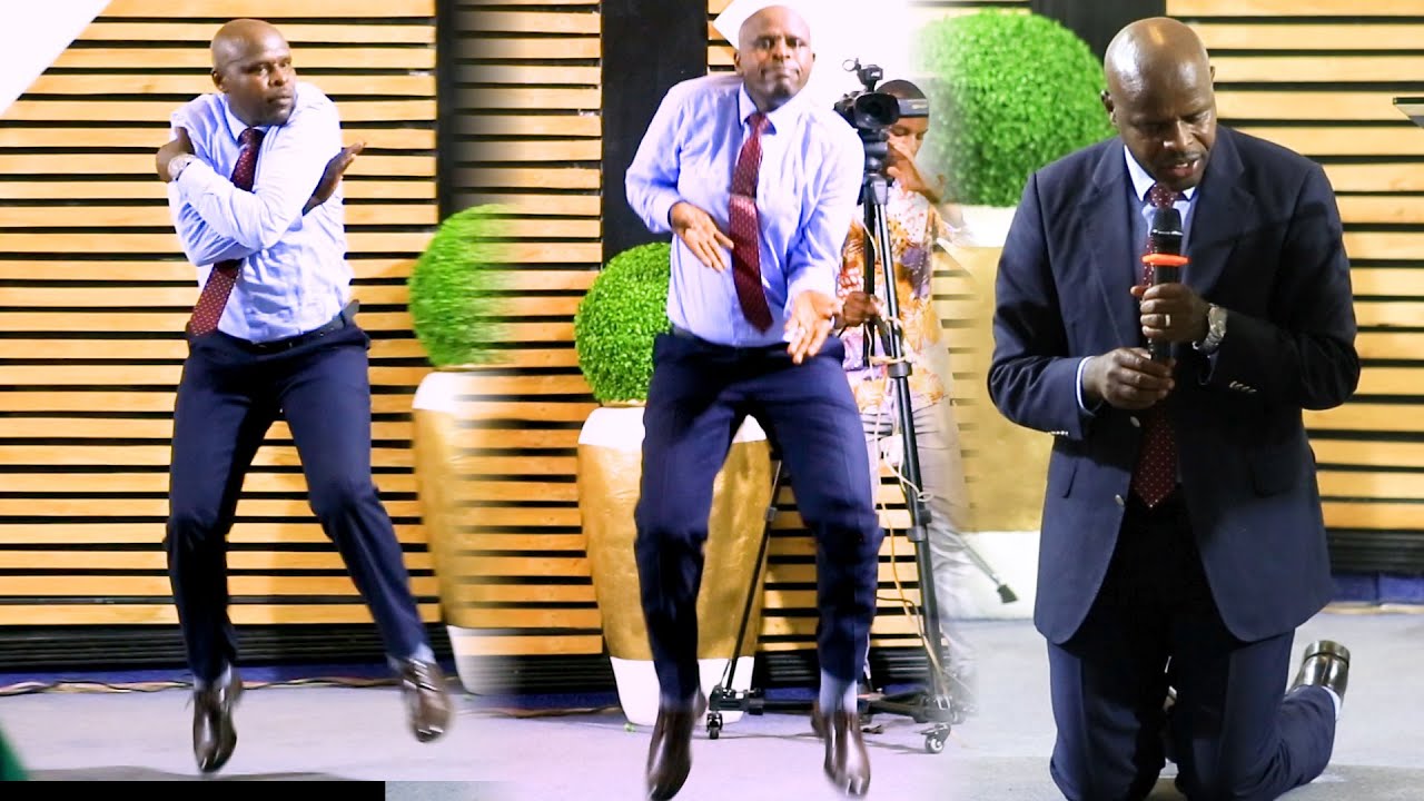 Pst Muyoboke😭 byamurenze ntawu genda nku Mwami werekana ibibero / IGITARAMO