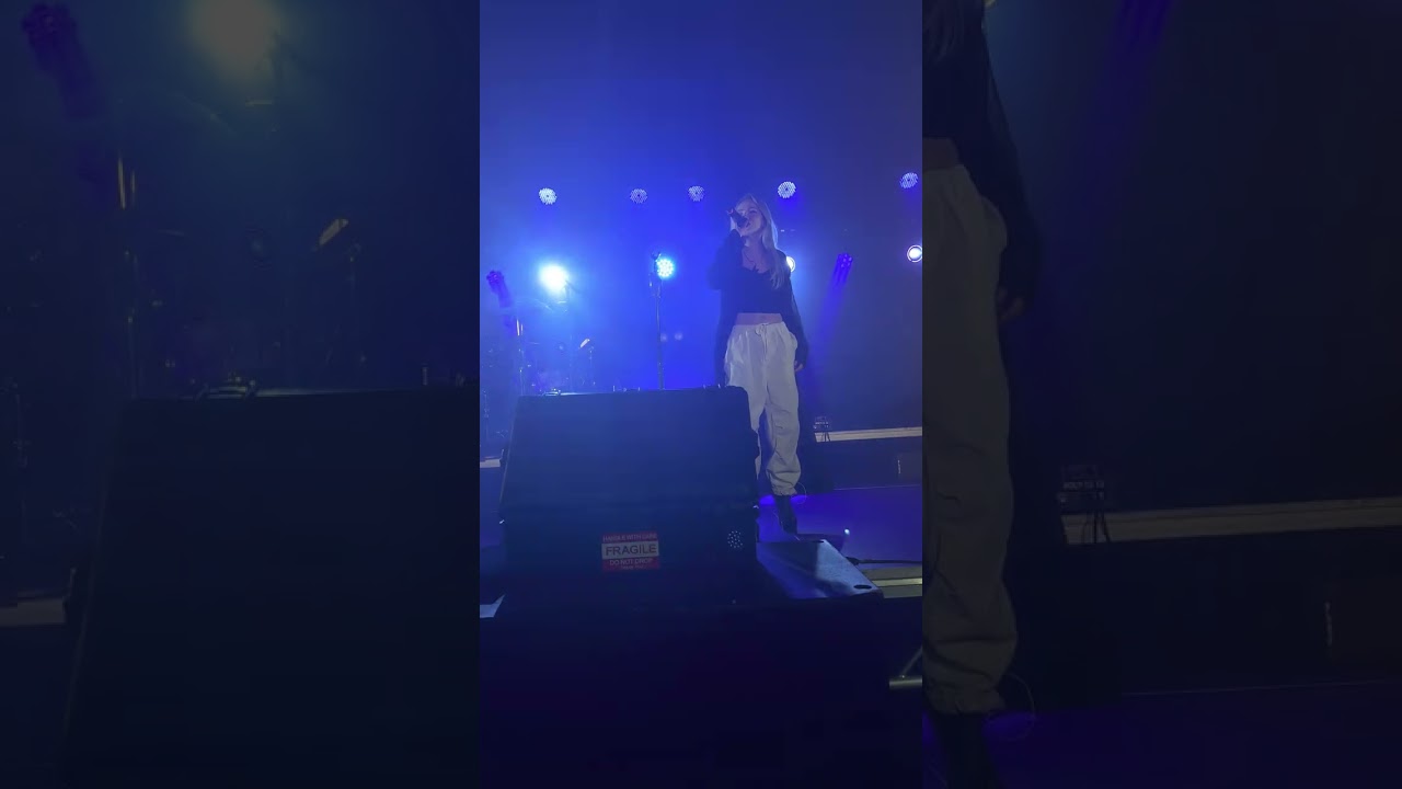 Runaways - Danielle Bradbery A Special Place Tour Grand Rapids, MI 02/25/23