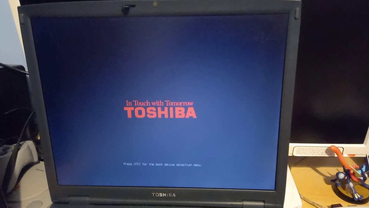 Windows ME Startup & Shutdown In 2024 (Toshiba Satellite S1800-400 Laptop)