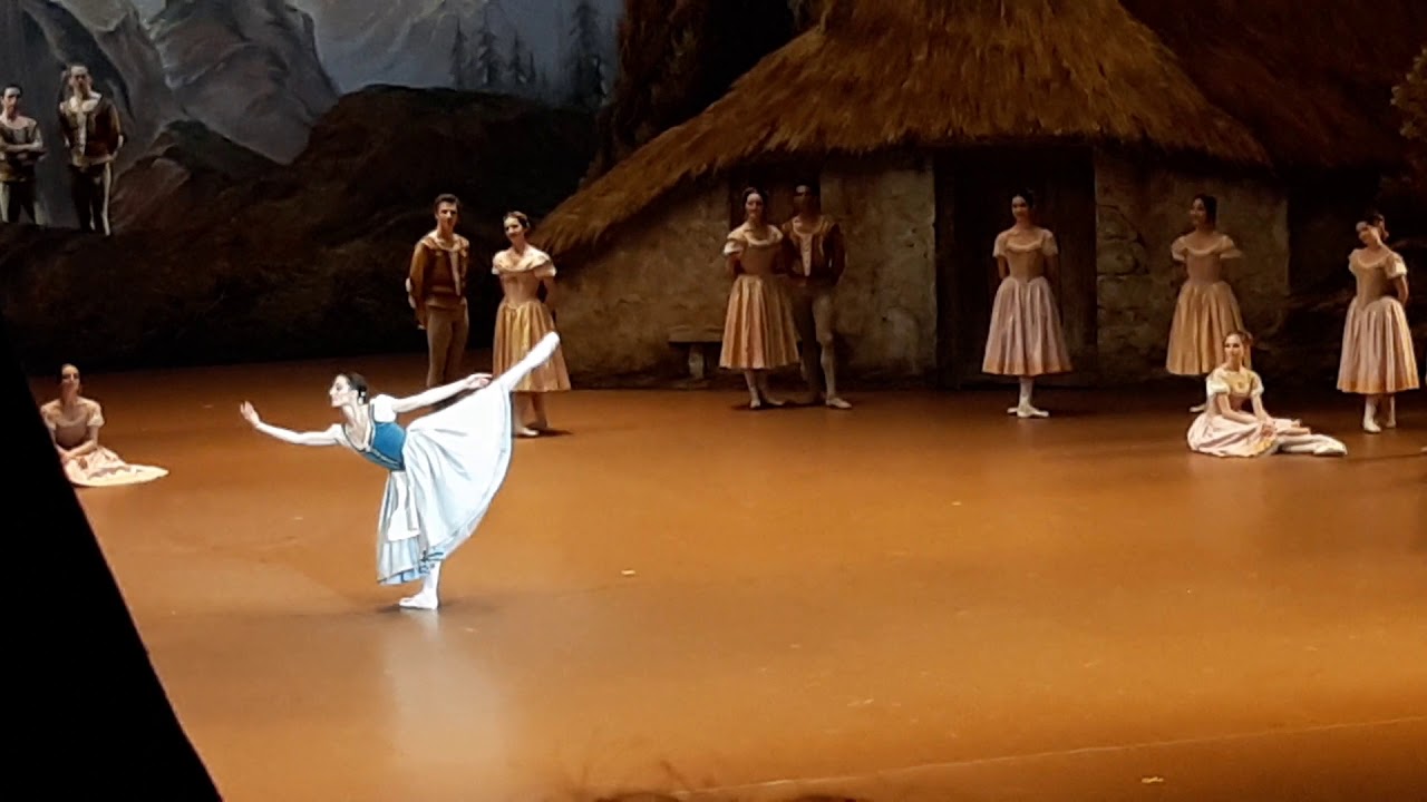 Giselle - variation de l'acte 1 (Dorothée Gilbert)